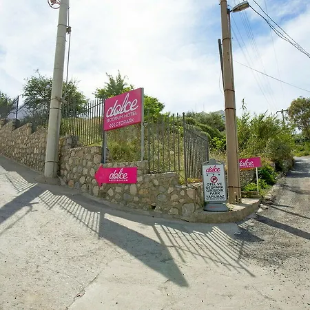 Dolce - Adult Only מלון